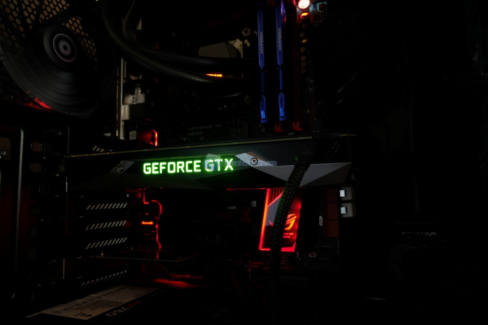 NVIDIA GTX 1080 FE 19