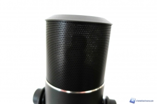 Razer-Seiren-31